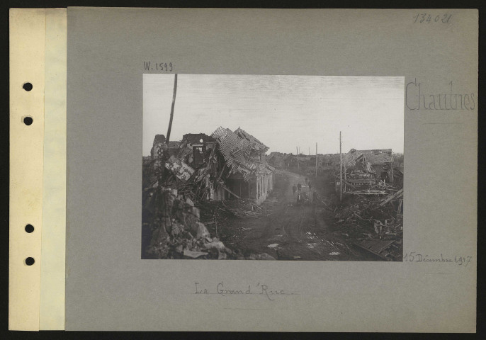 Chaulnes. La grand'rue