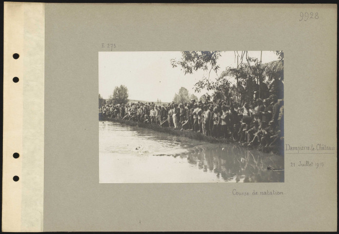 Dampierre-le-Château. Course de natation