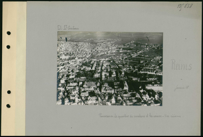 Reims. Panorama. Le quartier de cavalerie et les usines. Vue aérienne