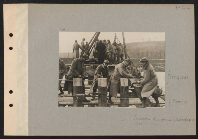 Aingeray. Construction d'un pont sur pilotis ; réglage des pilots