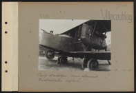 Villacoublay. Camp d'aviation. Avion allemand Friedrischafen capturé