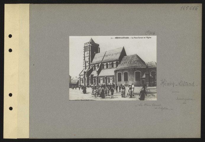 Hénin-Liétard. La place Carnot et l'église