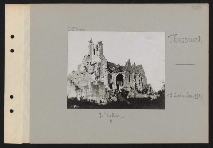 Thiescourt. L'église