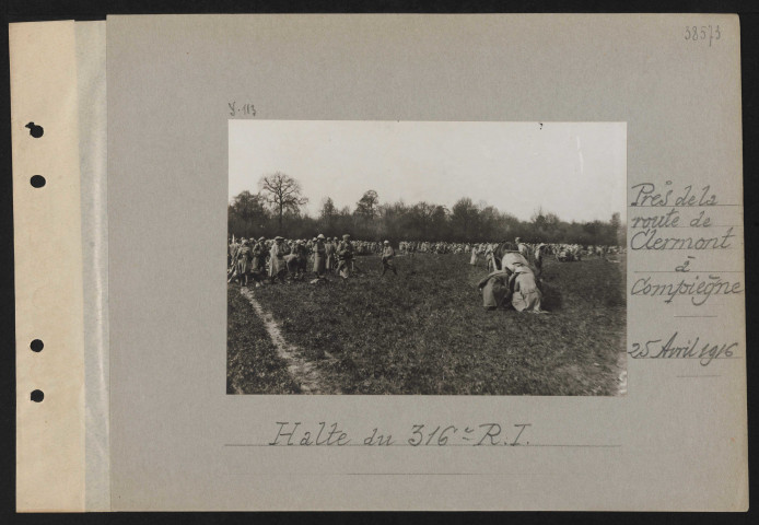 Près de la route de Clermont à Compiègne. Halte du 316e RI