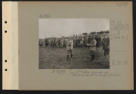 Saffais (camp de). Cf. n° 167898. Le général Haller prononce une allocution devant les troupes polonaises