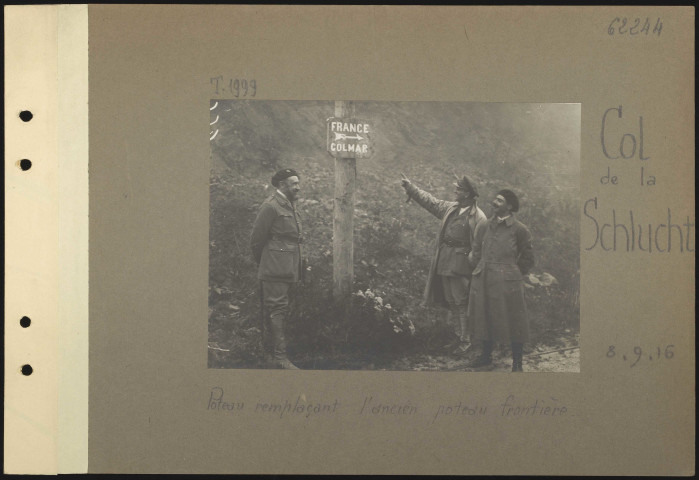 Col de la Schlucht. Poteau remplaçant l'ancien poteau frontière