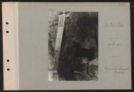 Autrêches. Ancien abri allemand : l'entrée