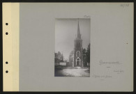 Gommecourt. L'église et le clocher