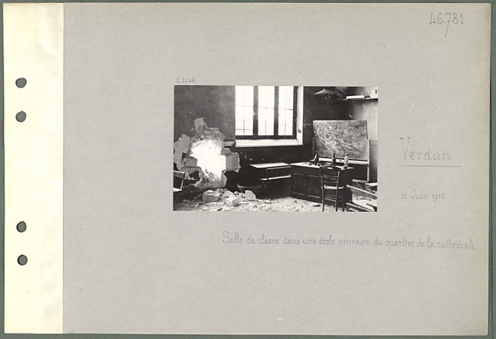 Verdun. Salle de classe dans une école primaire du quartier de la cathédrale