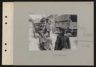 Monchy-Humières. Convoi d'évacués civils