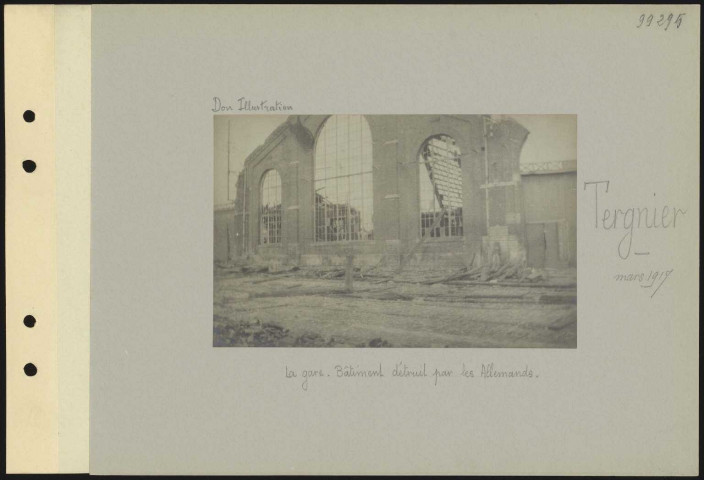 Tergnier. La gare. Bâtiments détruits par les Allemands