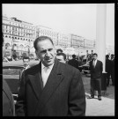 Le gouvernement algérien et des personnalités attendant l'arrivée de Nasser dans le port d'Alger: 1