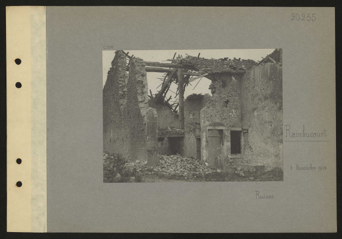 Rambucourt. Ruines