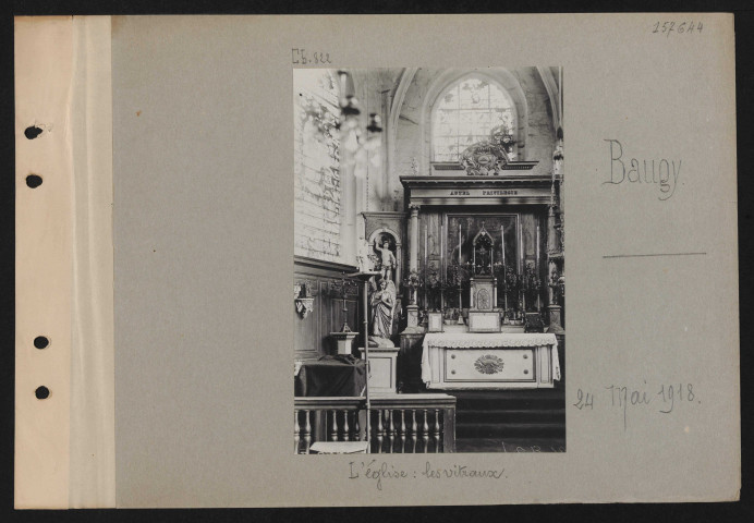 Baugy. L'église : les vitraux