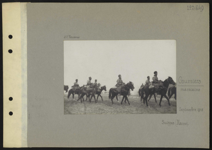 Suippes (Marne). Goumiers marocains