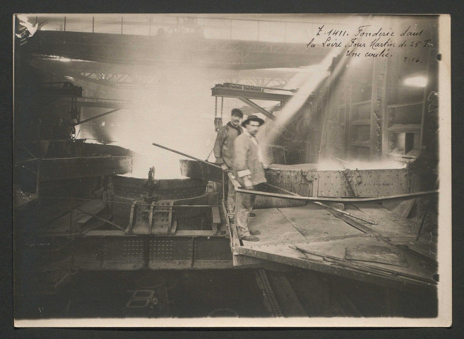 Fabrication d'obus aux Forges Marrel frères, forges de la Loire et du Midi