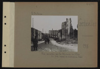 Gerbéviller. Rue incendiée en 1914 par les Allemands. Au fond, maison du distillateur Noël