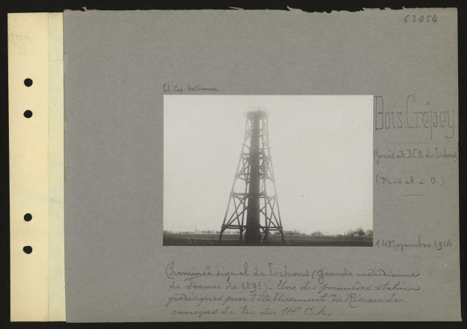 Bois Crépey (près et nord-ouest de Lihons) (près et à l'ouest). Cheminée signal de Lihons (grande méridienne de France de 1891). Une des premières stations géodésiques pour l'établissement du réseau de canevas de tir du 14e C.A.