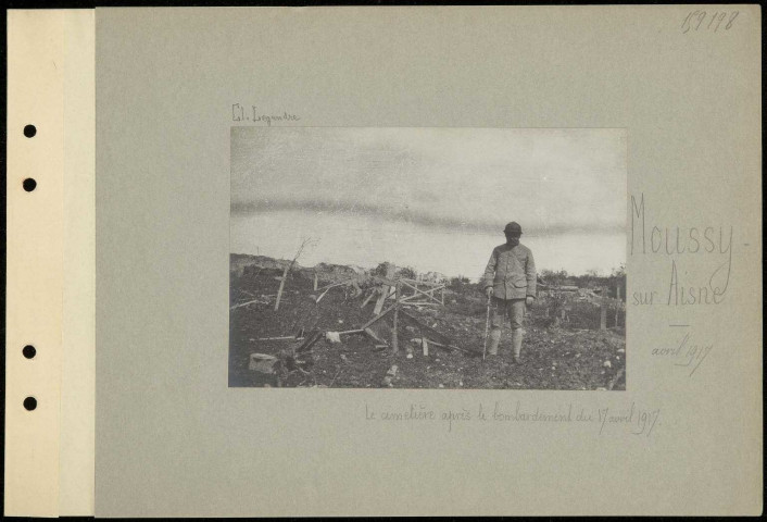 Moussy-sur-Aisne. Le cimetière après le bombardement du 17 avril 1917