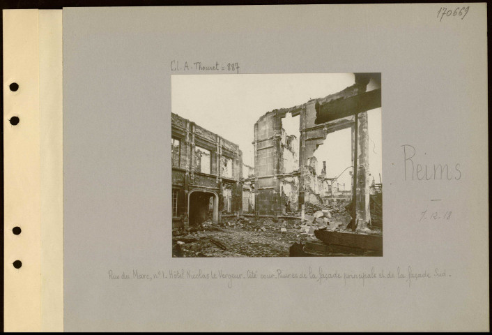 Reims. Rue du Marc, numéro 1. Hôtel Nicolas le Vergeur. Côté cour. Ruines de la face principale et de la façade sud