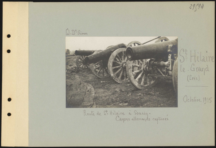 Saint-Hilaire-le-Grand (près). Route de Saint-Hilaire à Souain. Canons allemands capturés