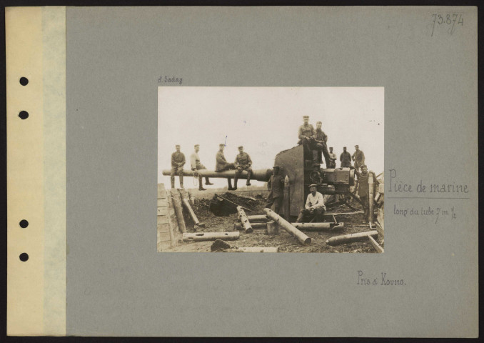 Kovno (Lituanie). Pièce de marine long du tube 7,5 mètres pris à Kovno