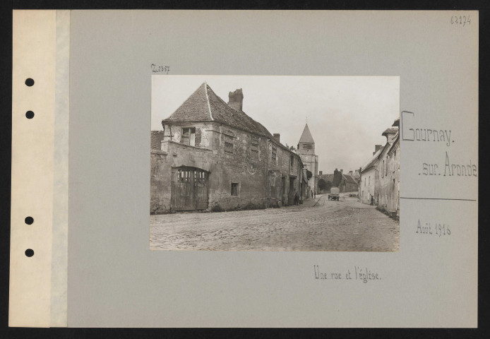 Gournay-sur-Aronde. Une rue et l'église