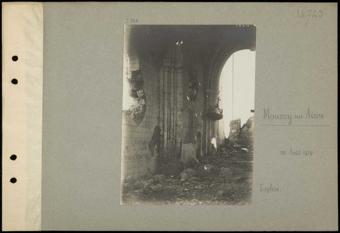 Moussy-sur-Aisne. L'église