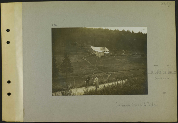 La Tête de Faux (Environs de). La grande ferme de la Béchine