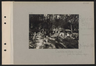 Ravin de Bitry (lieu dit Libertrud). Cimetière militaire : au fond, poste du médecin-major