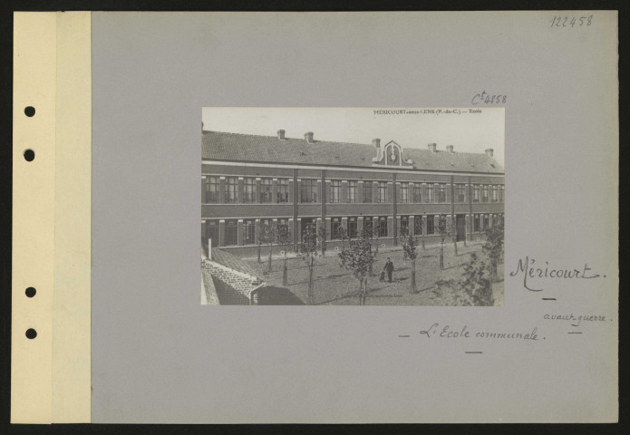 Méricourt. L'école communale