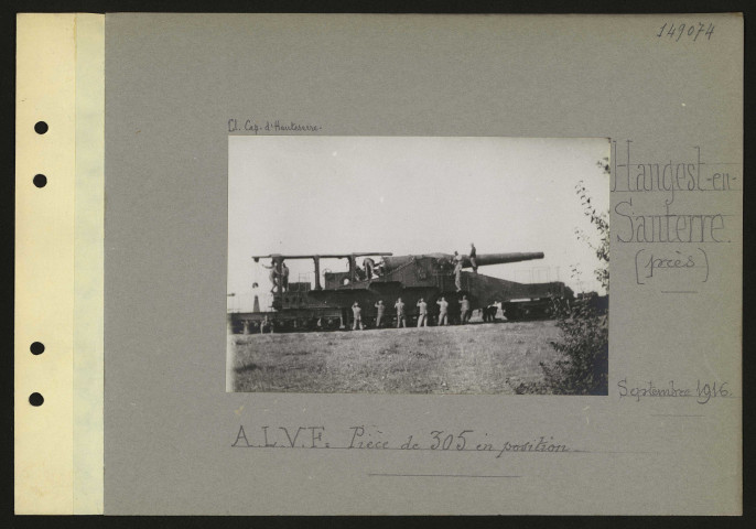 Hangest-en-Santerre (près). Artillerie lourde sur voie ferrée : pièce de 305 en position