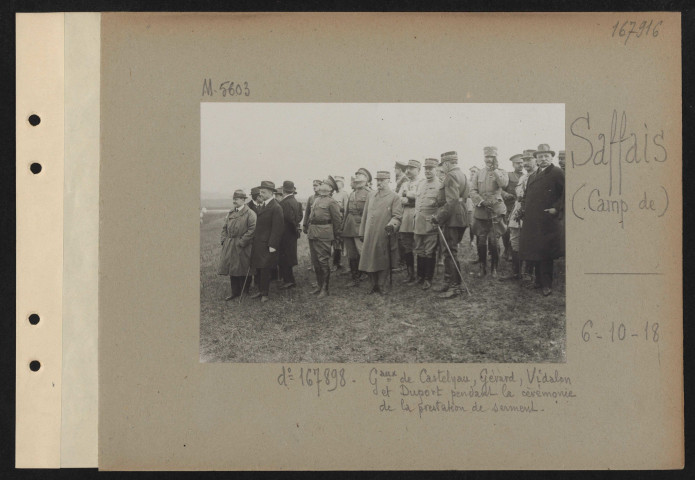 Saffais (camp de). Cf. n° 167898. Généraux de Castelnau, Gérard, Vidalon et Duport pendant la cérémonie de la prestation de serment