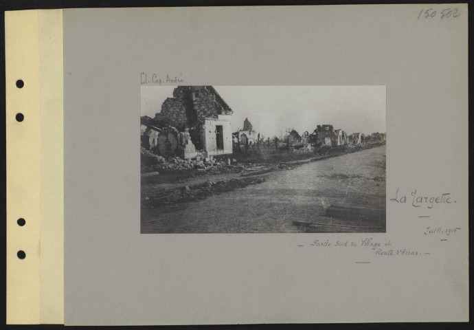 La Targette. Partie sud du village et route d'Arras