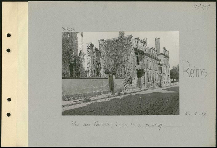 Reims. Rue des Consuls ; les numéros 31.33.35 et 37