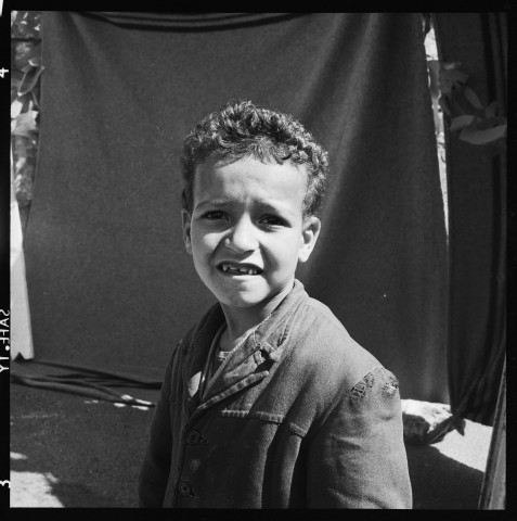 Fête d'enfants avec des jeux organisés (suite)