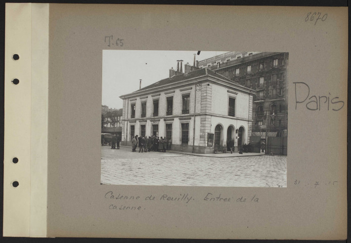Paris. Caserne de Reuilly. Entrée de la caserne
