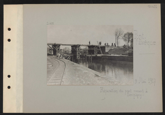Pont-l'Évêque. Réparation du pont menant à Sempigny