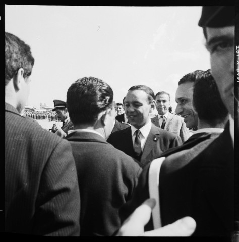 Arrivée de Hassan II à l'aéroport d'Alger (13-15 mars 1963); discours de Ben Bella