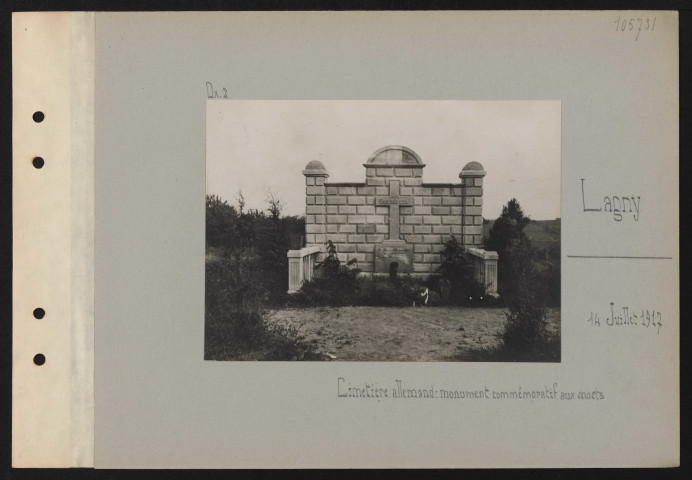 Lagny. Cimetière allemand : monument commémoratif aux morts