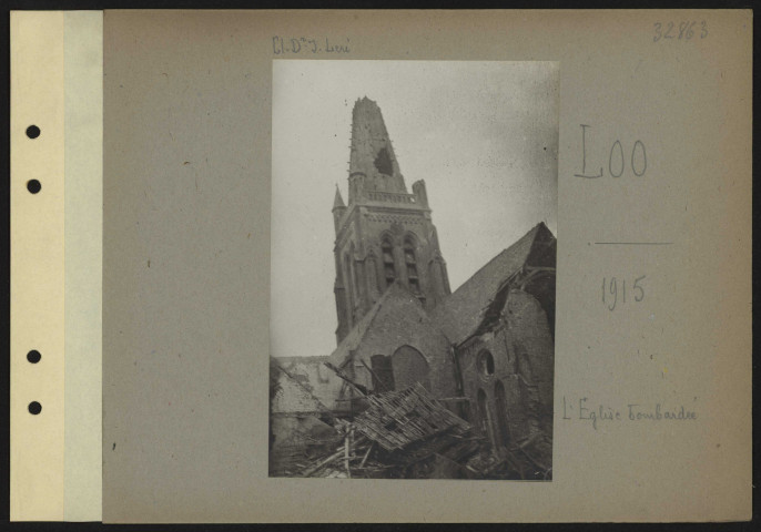 Loo. L'église bombardée