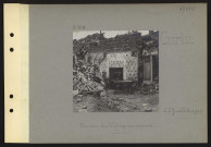 Curlu. Un coin du village en ruines