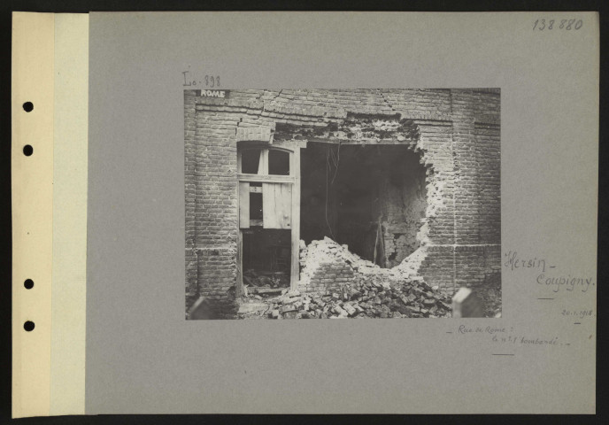 Hersin-Coupigny. Rue de Rome. Le n° 1 bombardé