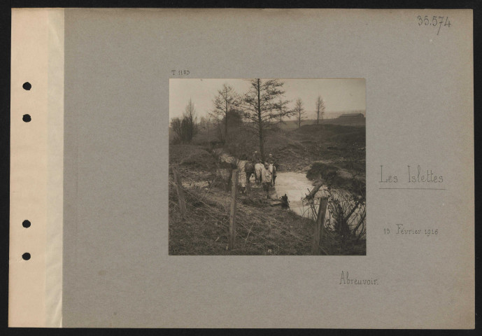 Les Islettes. Abreuvoir