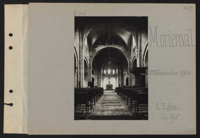 Morienval. L'église : la nef