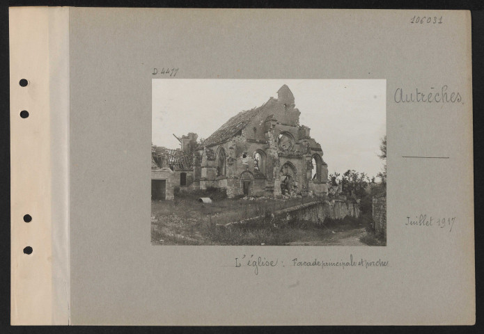 Autrêches. L'église ; façade principale et porche