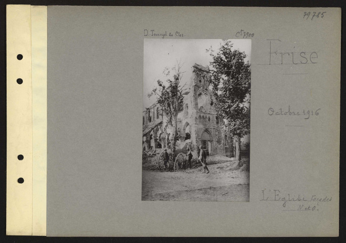 Frise. L'église façade nord et ouest