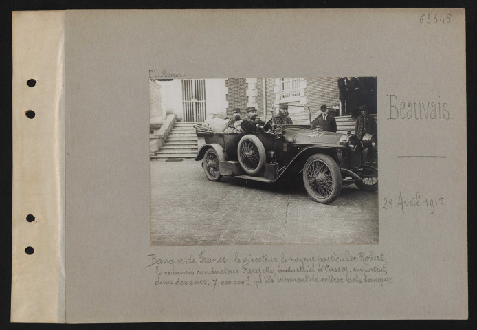 Beauvais. Banque de France : le directeur, le payeur particulier Robert, le commis conducteur Fargette, industriel à Cussey, emportent dans des sacs, 7 000 000 f qu'ils viennent de retirer de la banque