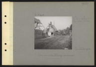 Curlu. Un coin du village en ruines