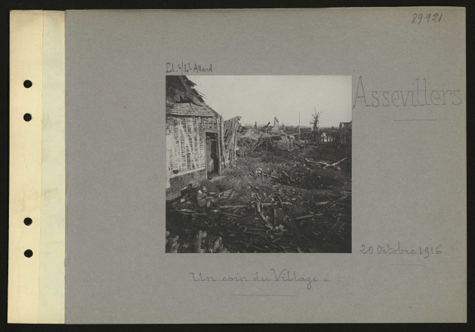 Assevillers. Un coin du village